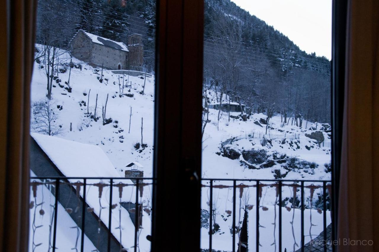 Hotel Saueth Tredós Exteriör bild