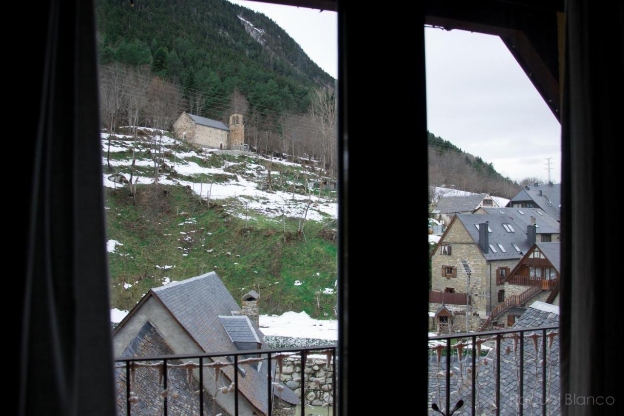 Hotel Saueth Tredós Exteriör bild